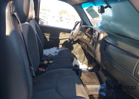 2003 Chevrolet Silverado 1500 Work Truck from USA, damaged, VIN 2GCEC19X431343423